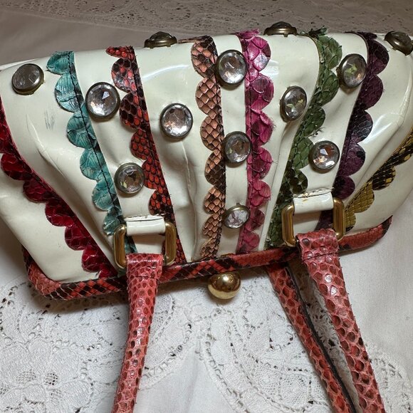 Shizue Embellished  Beautiful Purse - Picture 3 of 9